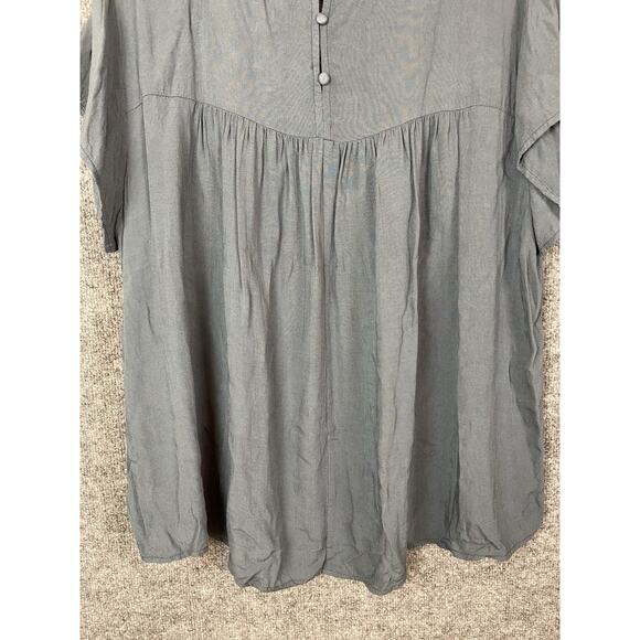 Savanna Jane Top Women's 2X Blue White Embroidered Floral - Picture 8 of 12